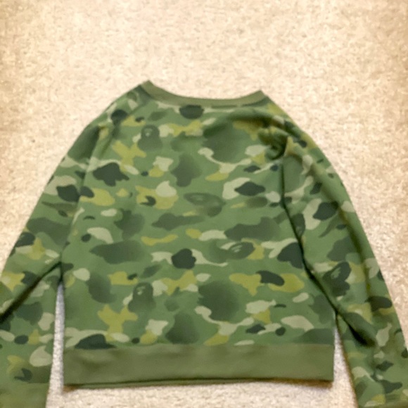 Bape Ladies crewneck camo sweater - Picture 4 of 5